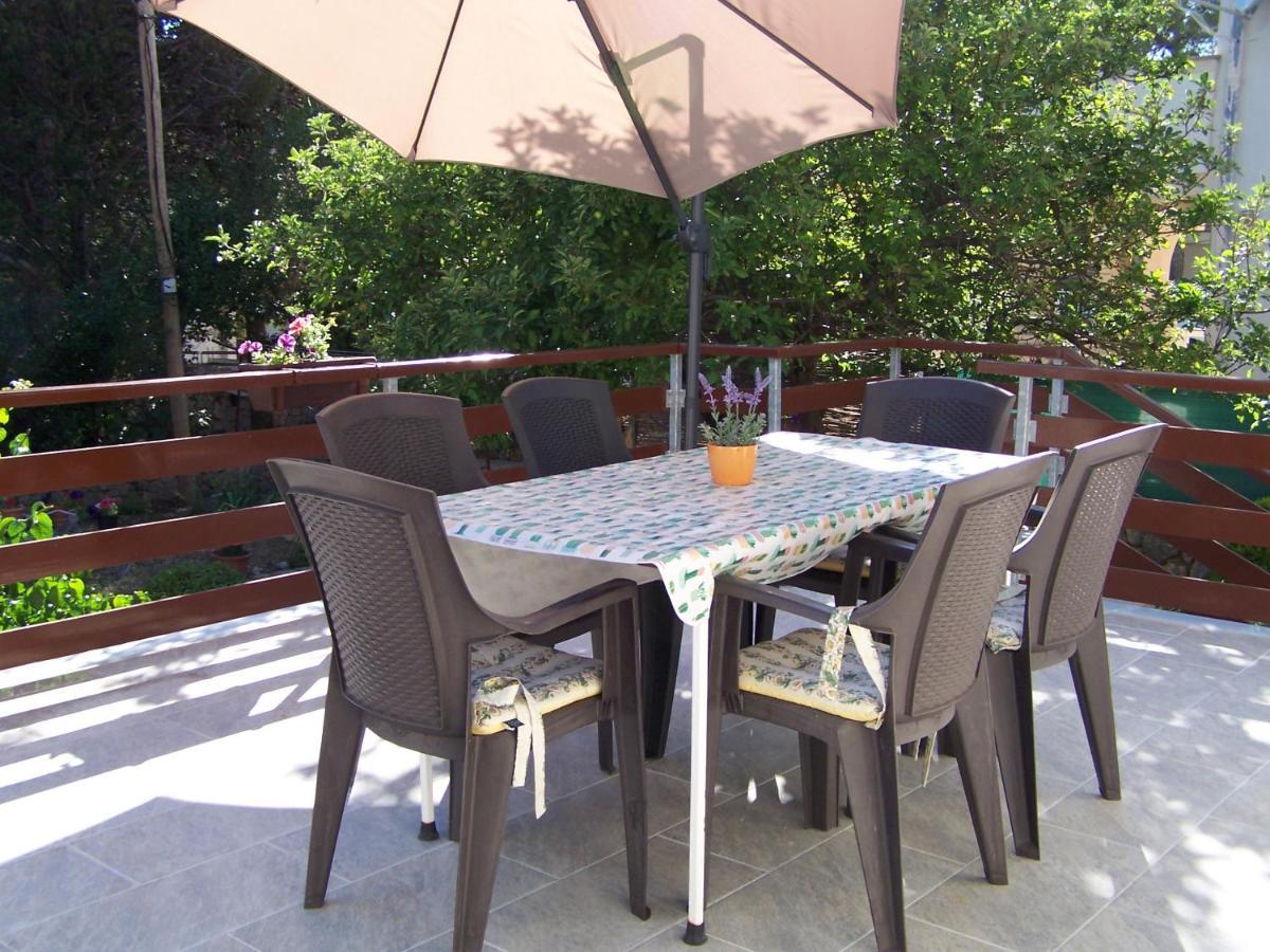 Apartments Sestan โนวาลยา ภายนอก รูปภาพ